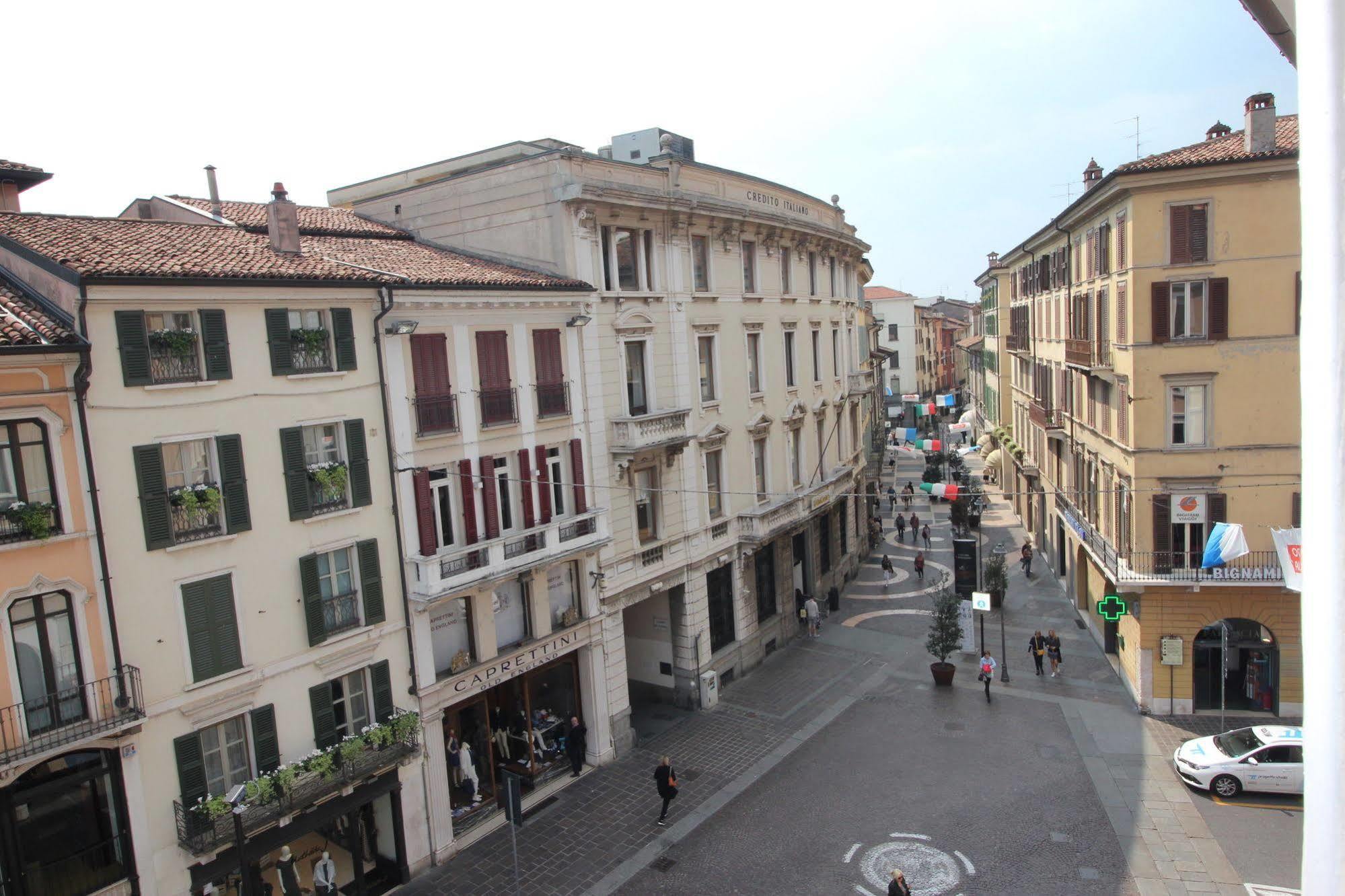 Eleganti Dimore Brescia Exterior photo